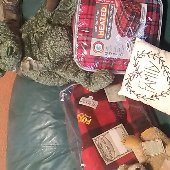 π Biddeford Electric Heating RED PLAID THROW/BLANKET XL - Picture 2 of 16